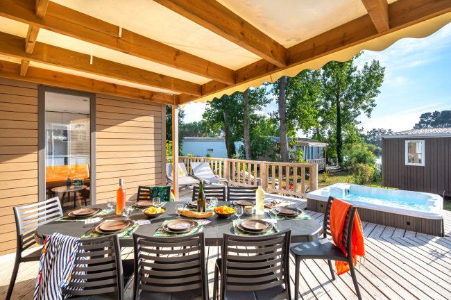 terrasse de l'exclusif duo 8 pers 4ch