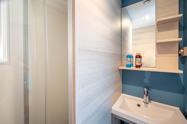 salle d'eau exclusif 6pers 