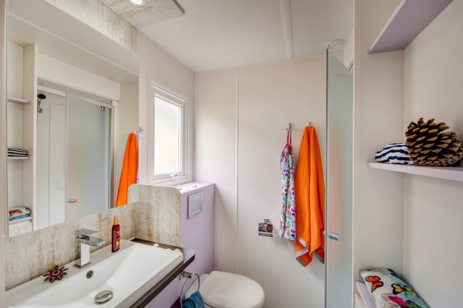 salle de bain cottage VIP 6pers